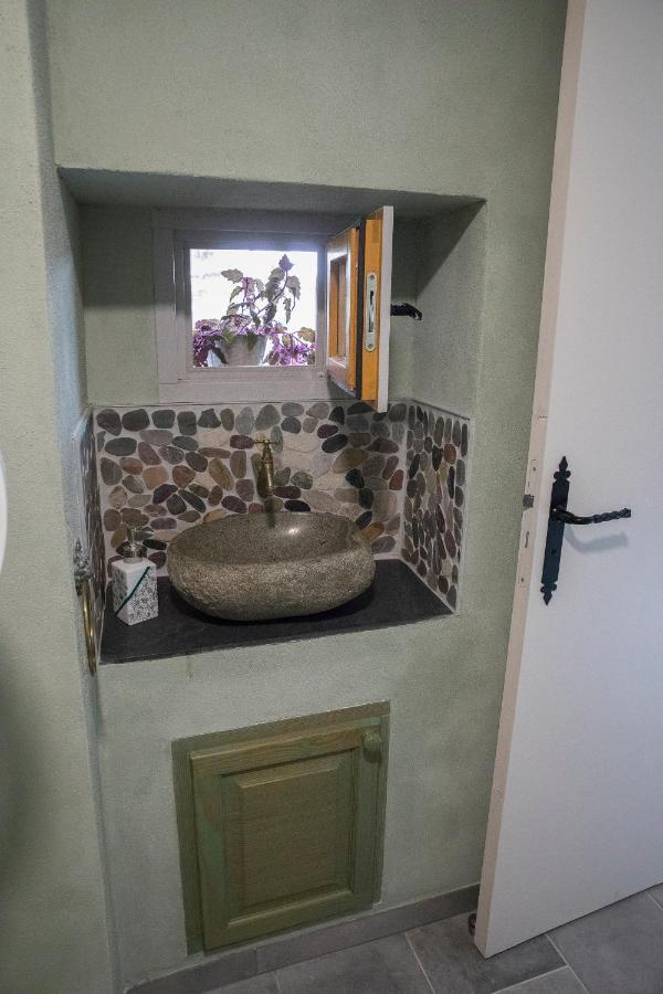 Agreable Logement Independant Avec Veranda Vienne  Exterior foto